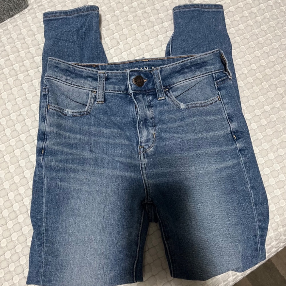 American Eagle Hi-Rise Jegging